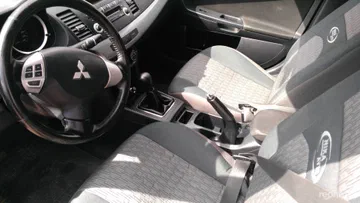 Mitsubishi Lancer 2011