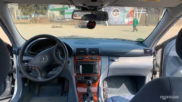 Mercedes-Benz C-Класс 2004