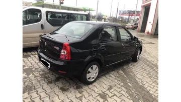 Renault Logan 2012