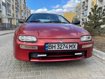 Mazda 323 1996