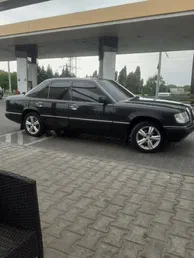 Mercedes-Benz E-Класс 1992