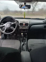 Nissan Almera 2006