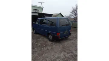 Volkswagen Caravelle 2000