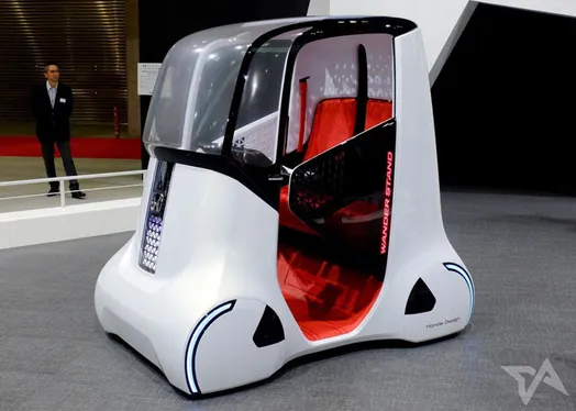 Автомобіль майбутнього для неспішних прогулянок Honda Wander Stand