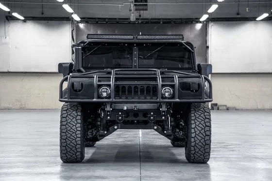 В США зробили Hummer, що має 2-гу пневмосистему