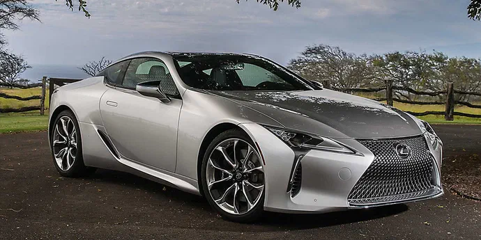 З оновленнями Lexus LC вийшов помітно легшим