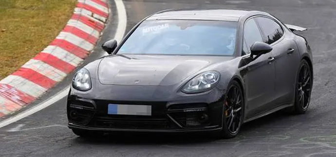 Нове покоління Porsche Panamera завершує тестування