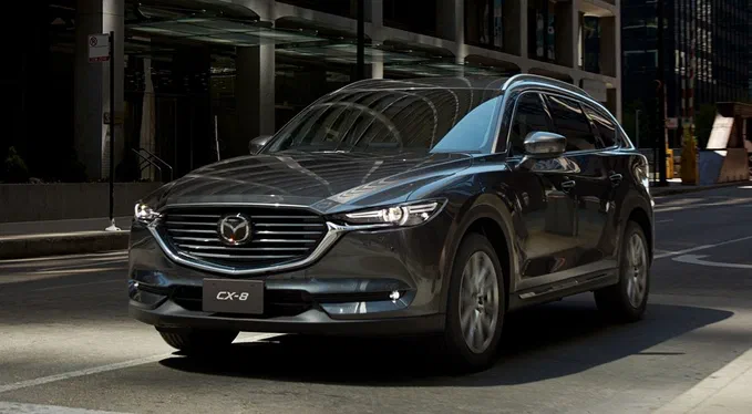 Кросовер Mazda CX-8 зібрався покоряти весь світ