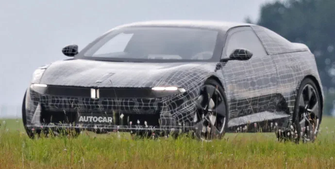 BMW розробляє футуристичний електричний спорткар