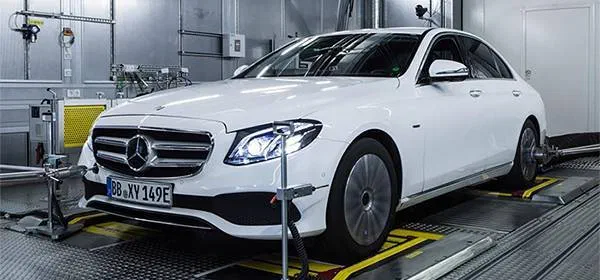 Оновлення впровадять у Mercedes S-Class нові двигуни