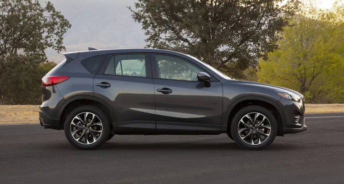 Новий кросовер Mazda CX-5 отримає 7 місць