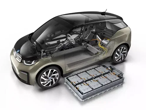 BMW показала електрокар i3 з покращеними акумуляторами