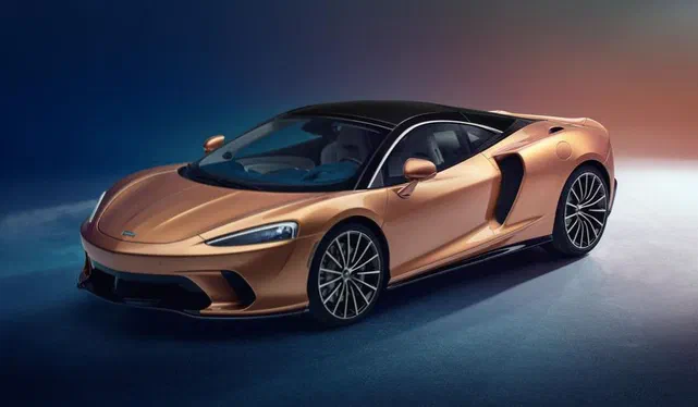 McLaren обзавівся практичним і потужним суперкаром