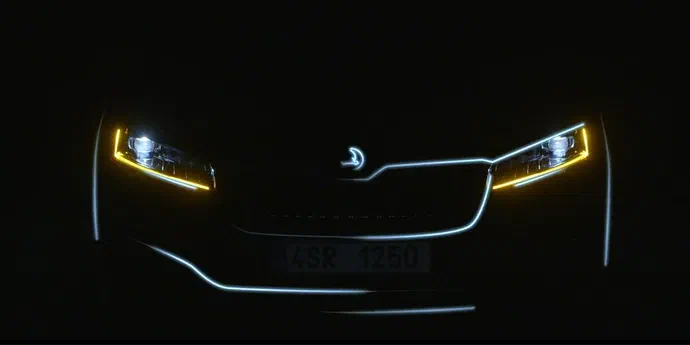 Нову Skoda Superb показали на відеоролику
