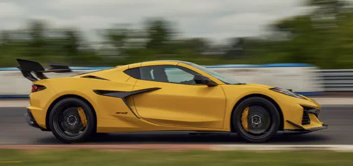 Chevrolet Corvette ZR1 готується встановити новий рекорд на Нюрбургринзі