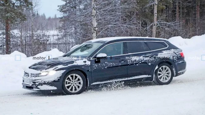 Volkswagen Arteon R з'явиться у вигляді седана та універсала