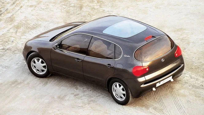 Розсекречена давня модель Lexus, яка мало кому відома