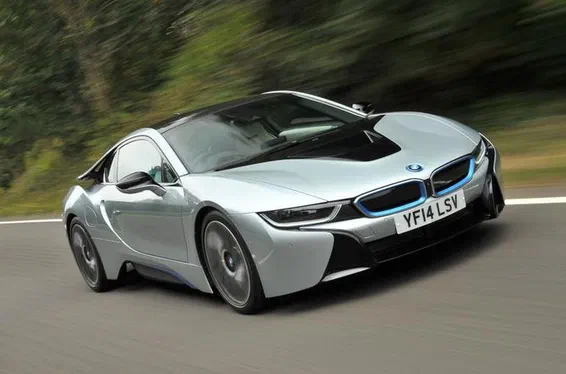 BMW готує ще більше електрокарів, ніж планувалося