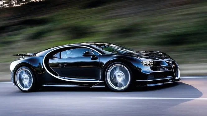 По Нюрбургрингу проїхався перший пасажир Bugatti Chiron