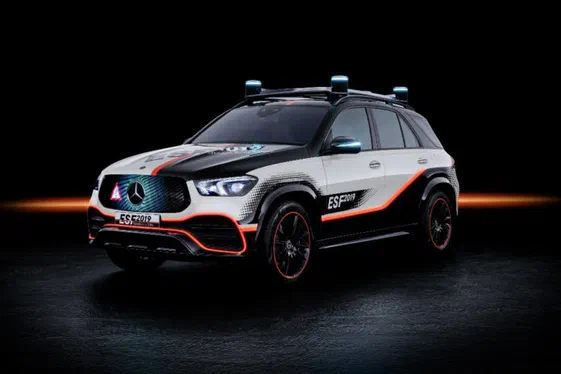 Mercedes-Benz показала свій найбезпечніший авто в світі