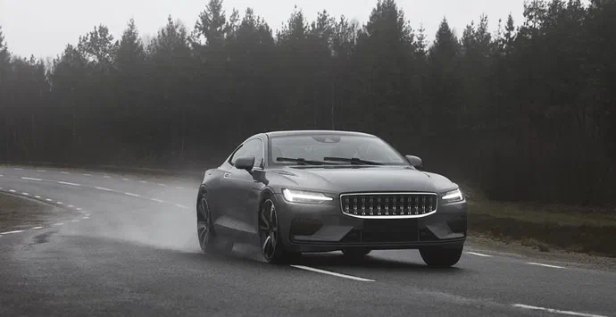 Polestar продемонструвала, як проходять тести прототипів гібридного купе 1