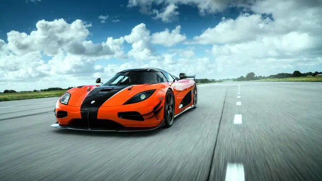 Koenigsegg створив болід з найбільшим антикрилом