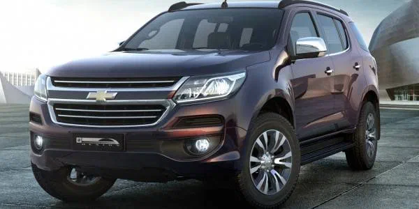 Оновлений Chevrolet Trailblazer з'явився на живих фото