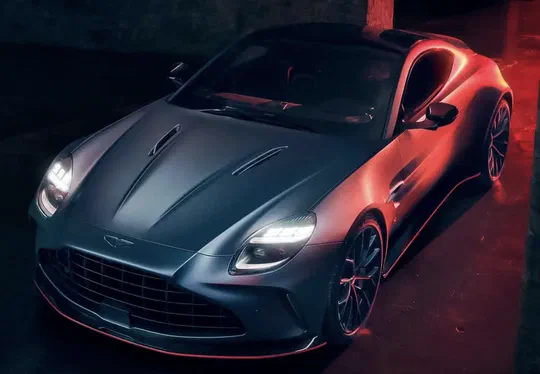 Aston Martin Vantage S 2026: найагресивніший спорткар бренду дебютував із 671 к.с. та вдосконаленою аеродинамікою