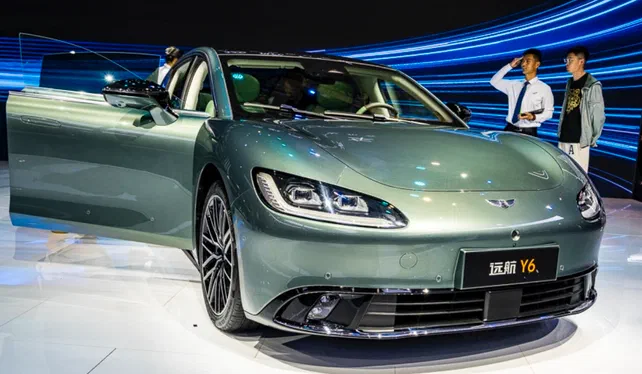 Yuanhang EV зіштовхується з кризою: фінансові труднощі, відтік працівників та обмеження в грошових потоках