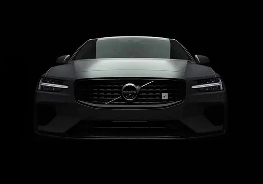 Volvo трохи розсекретила зовнішній вигляд новенького S60