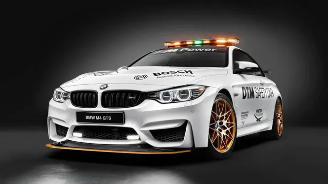 Найшвидший болід BMW перетворився на машину безпеки DTM