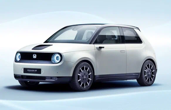 Honda розсекретила хетчбек з заднім приводом