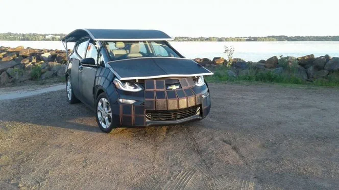 Chevrolet Bolt тепер вміє заряджатися від сонця