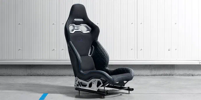 Нові надлегкі крісла від Renault