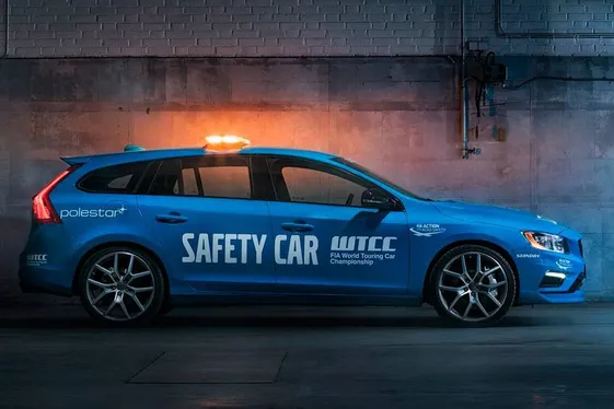 Volvo V60 Polestar перетворився на автомобіль безпеки