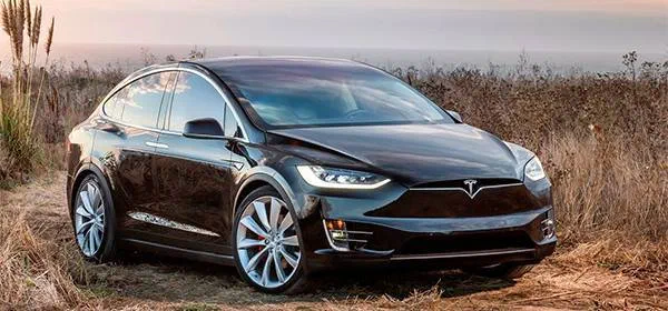 ЗМІ інформують, що Tesla та SolarCity досягли успіхів у переговорах