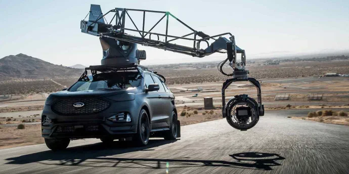 Ford Edge буде знімати автомобільні погоні