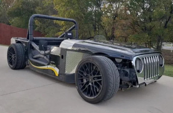 Що буде, якщо з'єднати Chevrolet Corvette і Jeep Wrangler? (ФОТО)