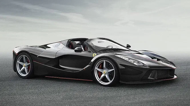 Супергибриду Ferrari LaFerrari прибрали дах