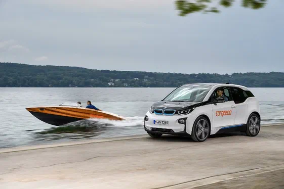 BMW i3 надасть свої акумулятори електричним катерам