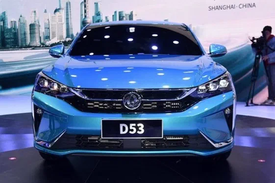 Новенький седан Dongfeng нагадає Peugeot 208 та Opel Corsa