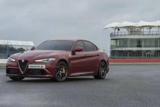 Майстер-клас по подоланню траси з закритими очима