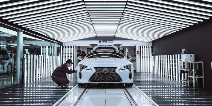 Виробництво автомобілів Lexus скорочується через коронавірус