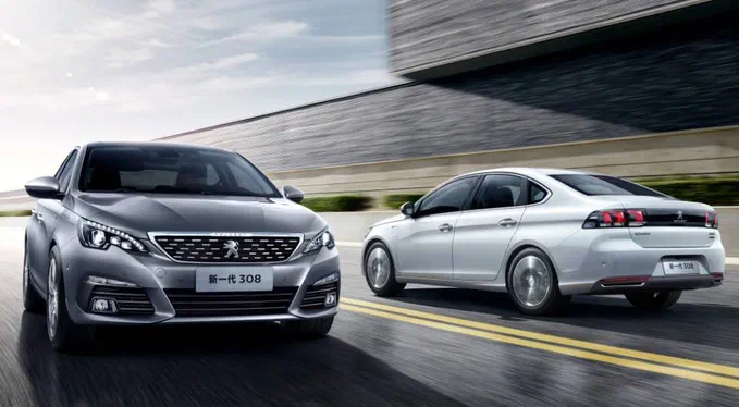 Для Китаю рассекречено седан Peugeot 308