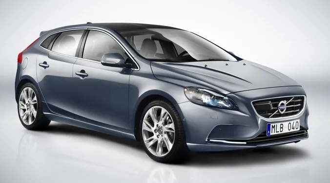 Volvo: компактний хетч V40 отримає «смачні» оновлення