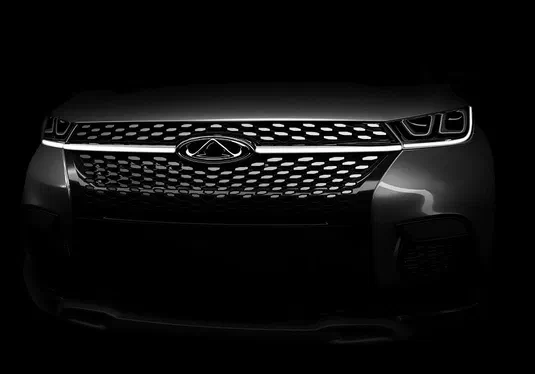 Новий кросовер Chery заінтригував своїми маленькими фарами та великою радіаторною решіткою