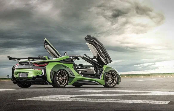 В Японії створили дуже крутий варіант родстера BMW i8