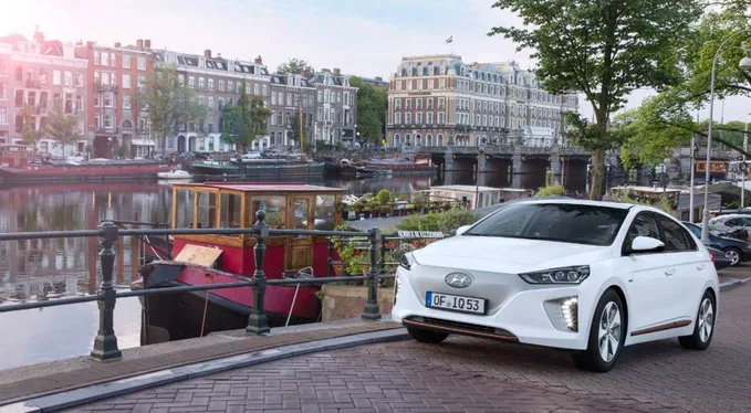 Hyundai буде оновлювати електрокари кожні 2 роки