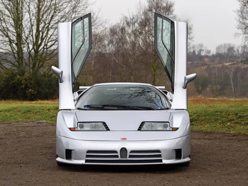 Найрідкісніший суперкар Bugatti буде проданий з молотка