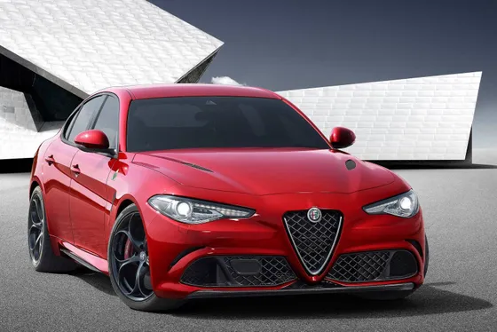 Alfa Romeo Giulia з 510 «конями» з'явилася на відео